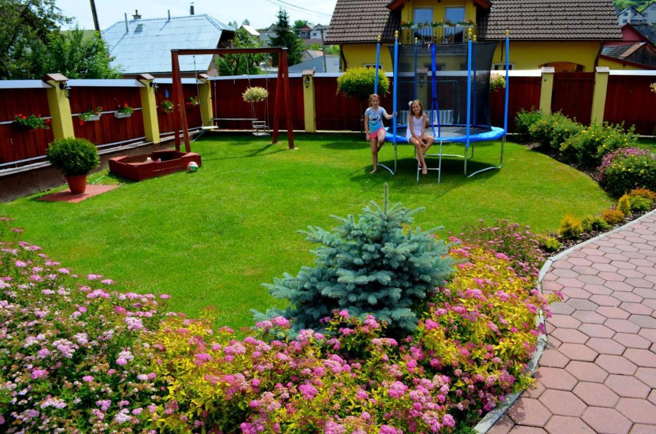 Apartmany Riviera A Chalupa Riviera Liptov, Besenova Exterior photo